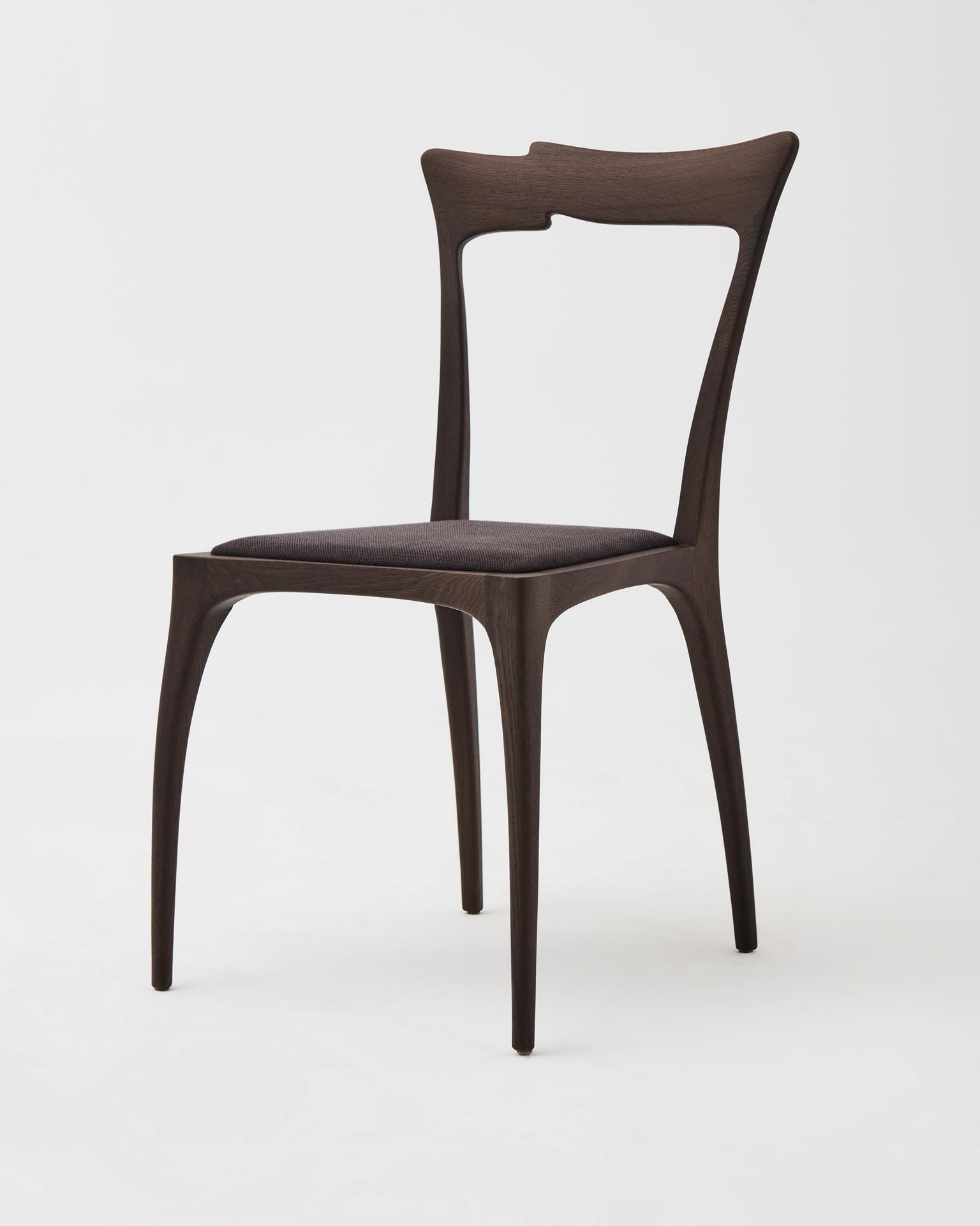 ELIANTO CHAIR